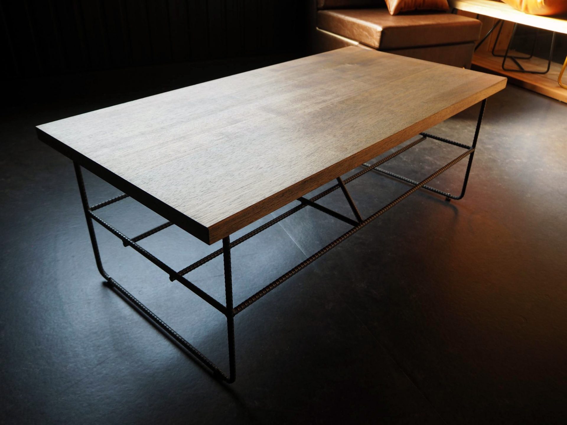 Center Table [ Iron & Wood ] – KV0003 | VELIEVE